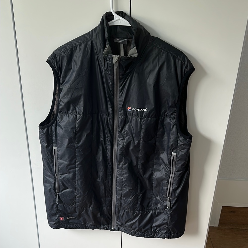 Black Sleeveless Jacket for Men